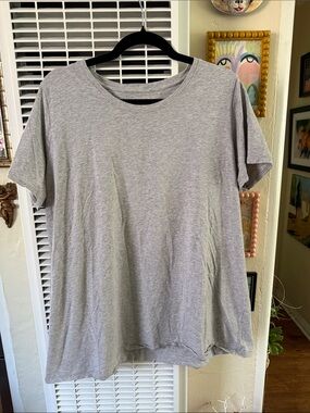 Soft Surroundings Pima short sleeve scoop neck shirt
